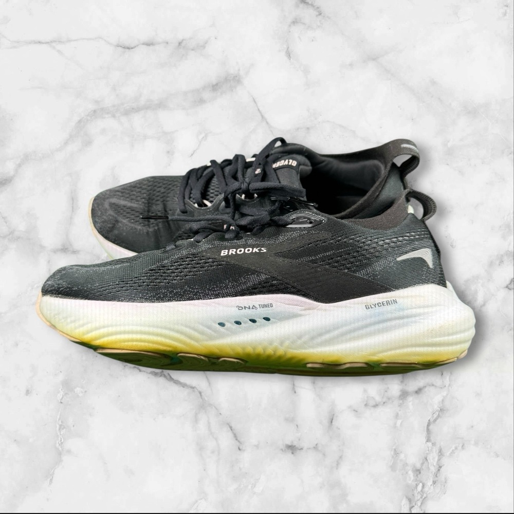 Size 9.5 - Brooks Glycerin 22 Black Orchid Ice White